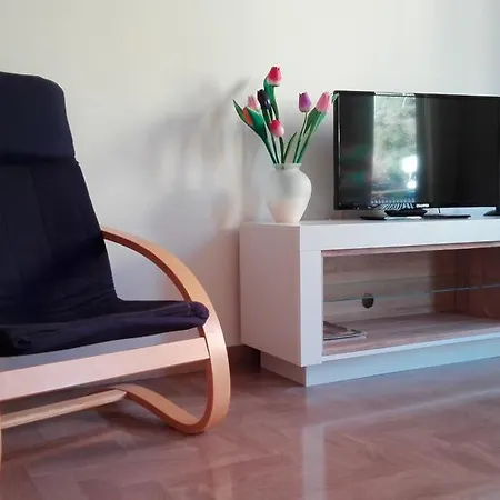 Alessandra Apartment *